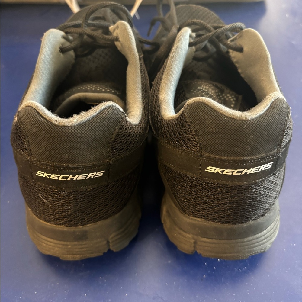 Black sketchers